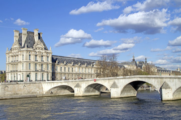 Fototapeta na wymiar Louvre,Porte de Lions,Paris