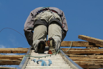 en haut de l'&eacute;chelle
