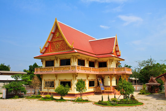 Buddha image hall