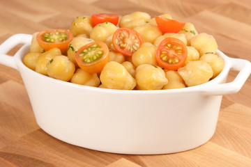 chickpeas with cherry tomatoes