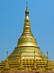 Fototapeta premium Golden Pagoda