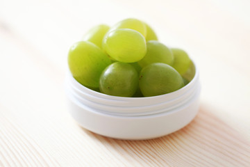 grape face cream