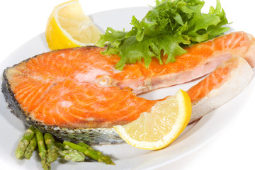 grilled salmon with vegetables