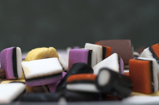 Bonbons Color&eacute;s
