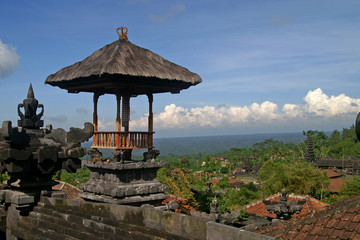tempel in besakih auf der insel bali
