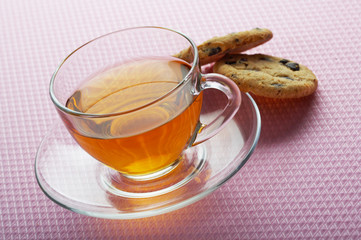 Tea with chocolate cookies