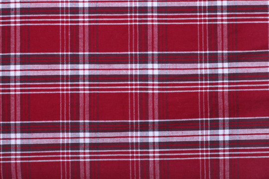 Red and white tablecloth pattern