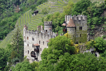 Brunnenburg