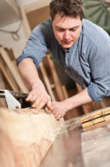 Holzverarbeitung in der Schreinerei