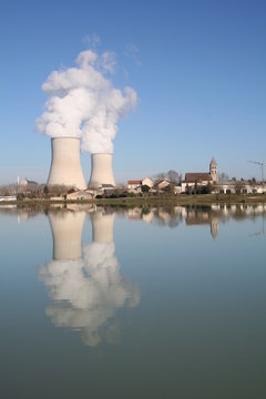 centrale nucl&eacute;aire