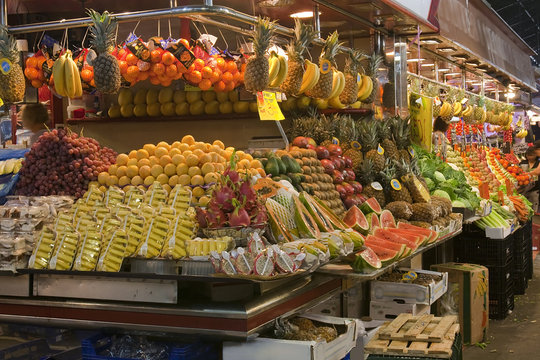 Arranged fruits and vegetables in the market 2