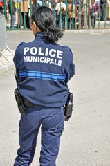 policière