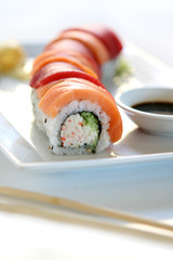 Sushi - Rainbow Roll