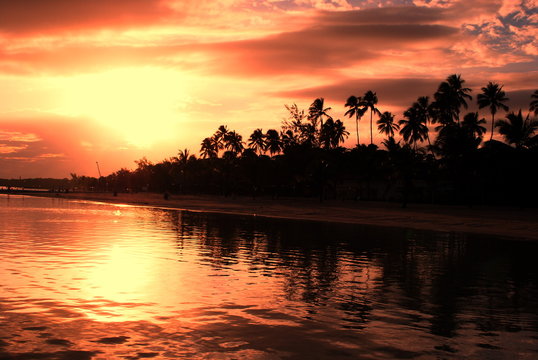 Tramonto sul mare dei Caraibi