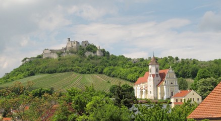 Fototapeta na wymiar ruin of castle of Falkenstein