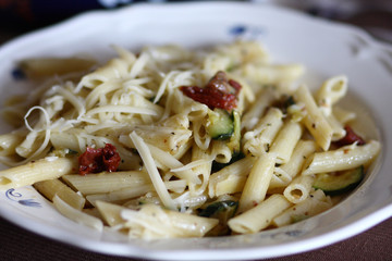 Pasta with sun dried tomatoes, cheese