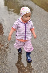 baby on flood