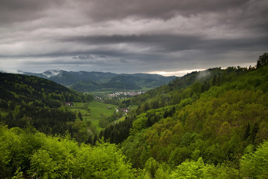 Fr&uuml;hlingslandschaft