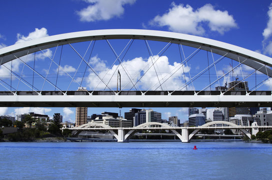 Brisbane River, Goodwill Bridge