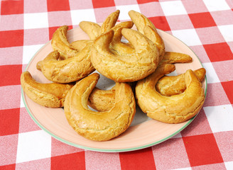 plate with croissant