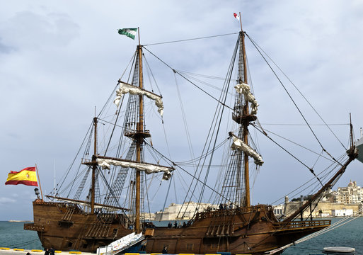 Gale&oacute;n Andaluc&iacute;a