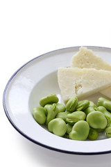 Broad beans and Pecorino (sheep's milk cheese)