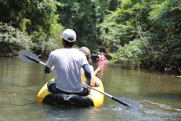 canoe trekking