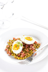 egg dish with ham and peas