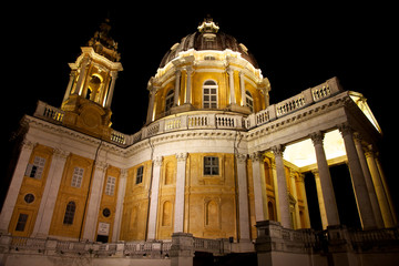 Fototapeta na wymiar Basilica di Superga - Notte - Torino (Piemonte), Italia