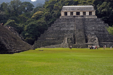 Fototapeta na wymiar Panorama of Palenque