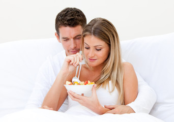 Obraz na płótnie Canvas Caucasian couple having breakfast