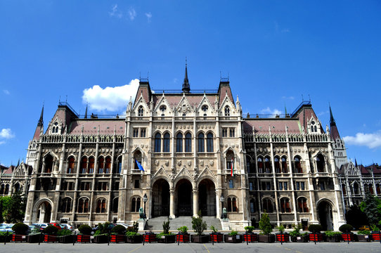 Hinterfassade des Parlaments in Budapest