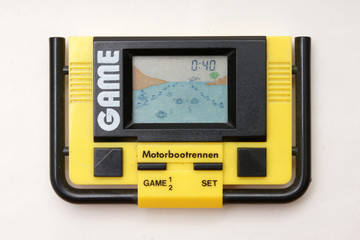 lcd game spiel motorbootrennen