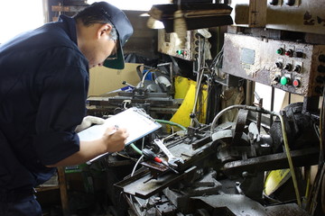 町工場　職人