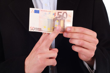 50 EUR