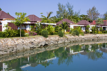 Fototapeta na wymiar Tropical beach house in Thailand.