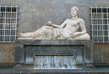 Torino - Fontana della Dora Riparia