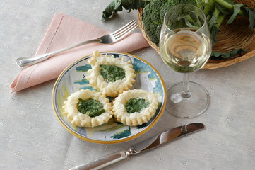 Pastry with broccoli - Appetizer
