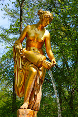 Golden Statue , Petergof, Russia