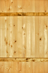 Vertical planks with two horizontal