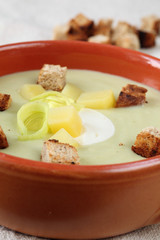 Leek and potato cream soup