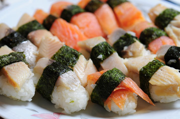 Sushi und Rolls