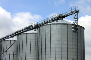 silos
