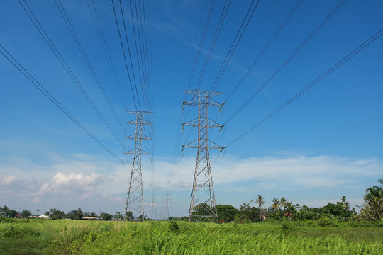 high voltage electrical transmission line tower 500kV