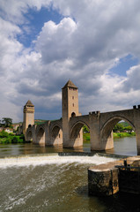 Fototapeta premium Le pont valentré à cahors