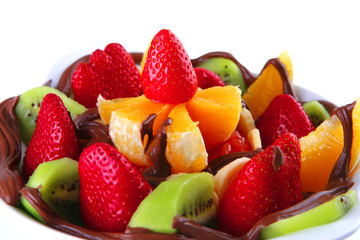 raw fruits with chocolate