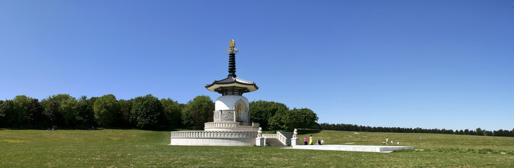 peace pagoda milton keynes