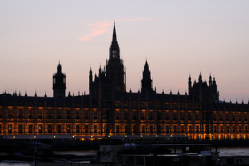 Fototapeta na wymiar illuminated Houses of Parliament