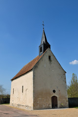 Fototapeta na wymiar Villechaud, Chapelle Ste-Brigitte (58)
