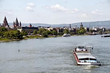 Binnenschiff © Michael Möller